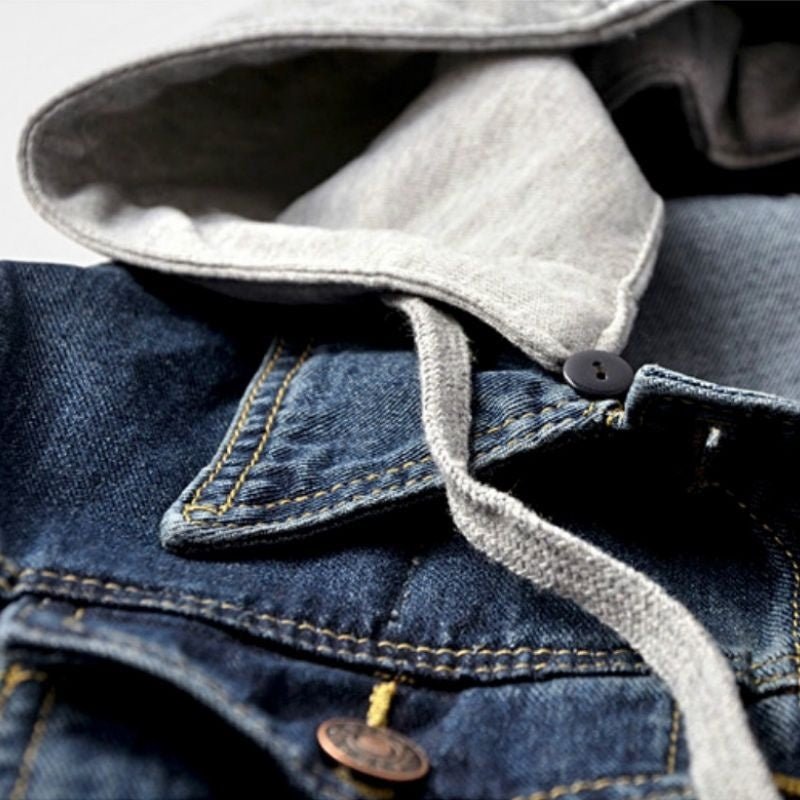 Jaqueta Jeans com Capuz